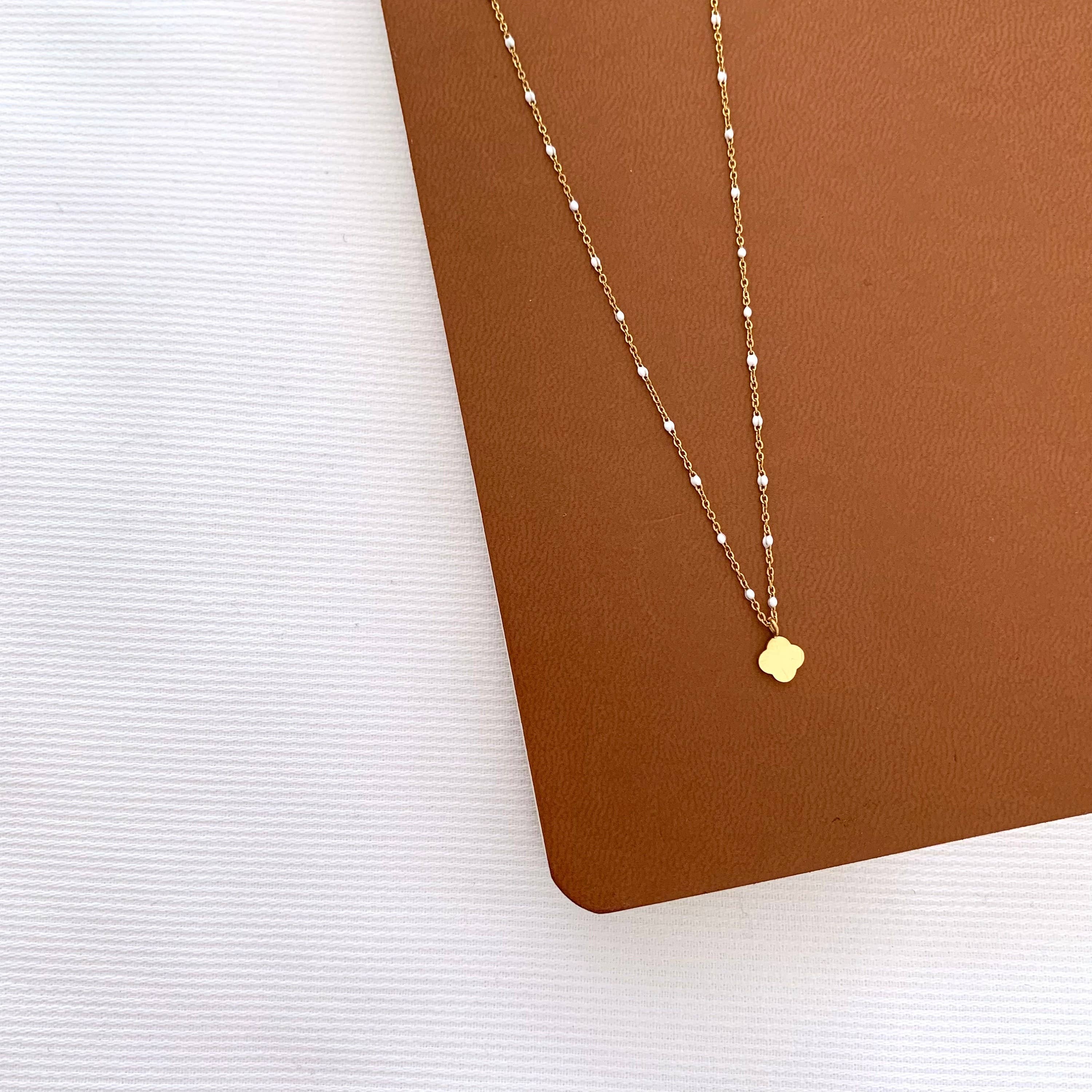 Clover Pendant Necklace with White Chain