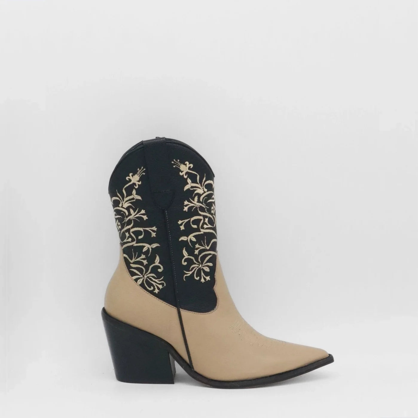 Encore Black/Tan Leather Cowboy Boots