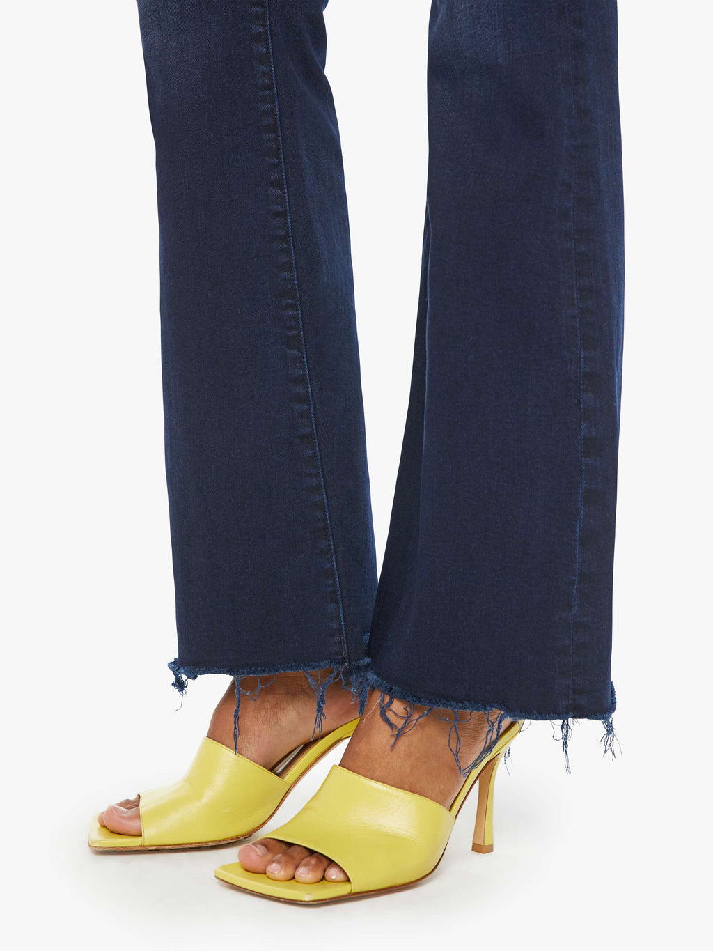 The Weekender Fray - Chip On My Shoulder