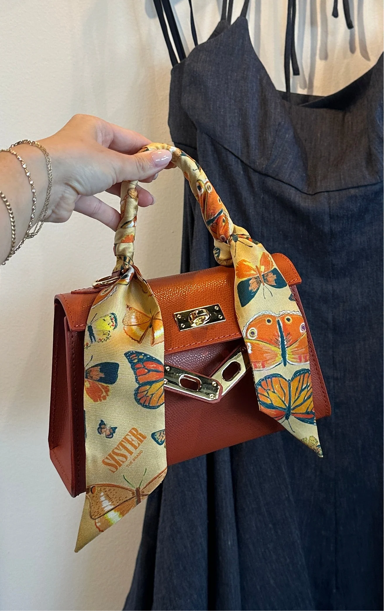 Butterflies - Orange Silk Lasso