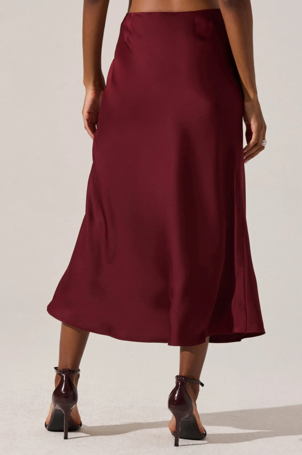 Wine Windey Skirt